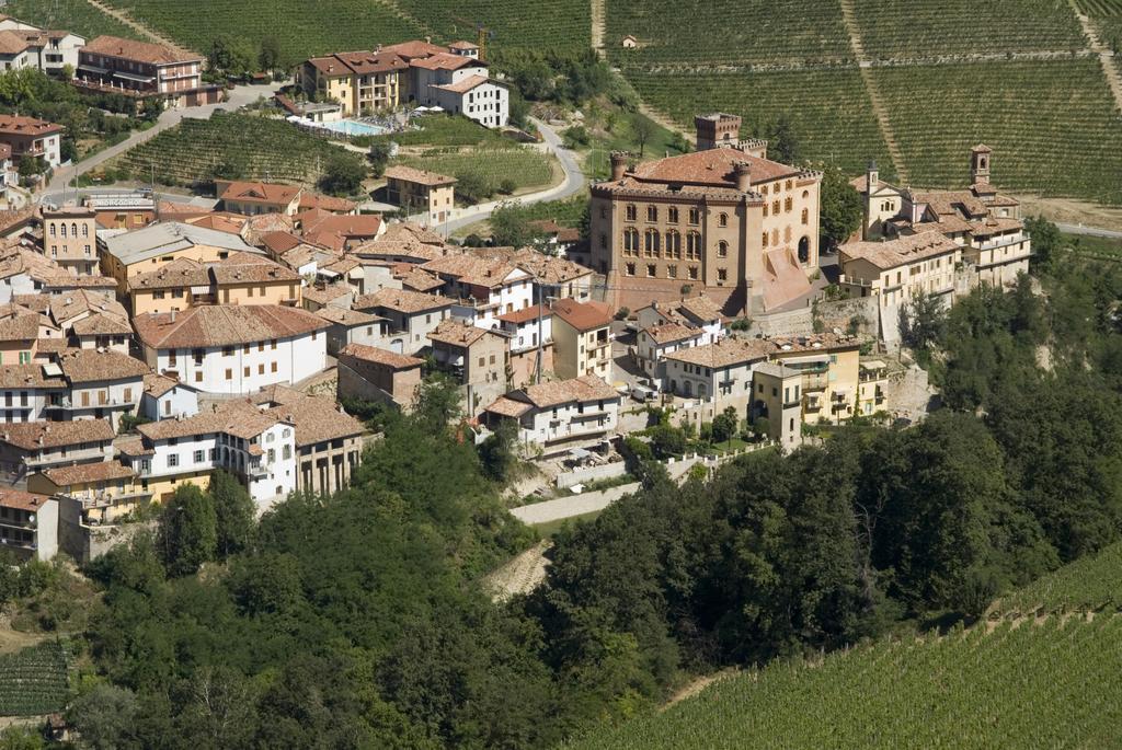 Agriturismo La Terrazza Sul Bosco Βίλα Barolo Εξωτερικό φωτογραφία