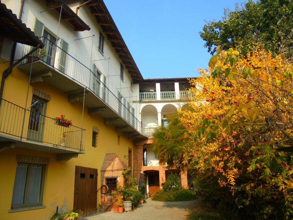 Agriturismo La Terrazza Sul Bosco Βίλα Barolo Εξωτερικό φωτογραφία